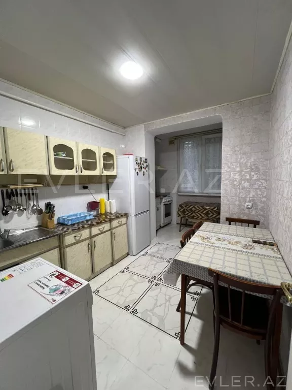 Satılır, köhnə tikili