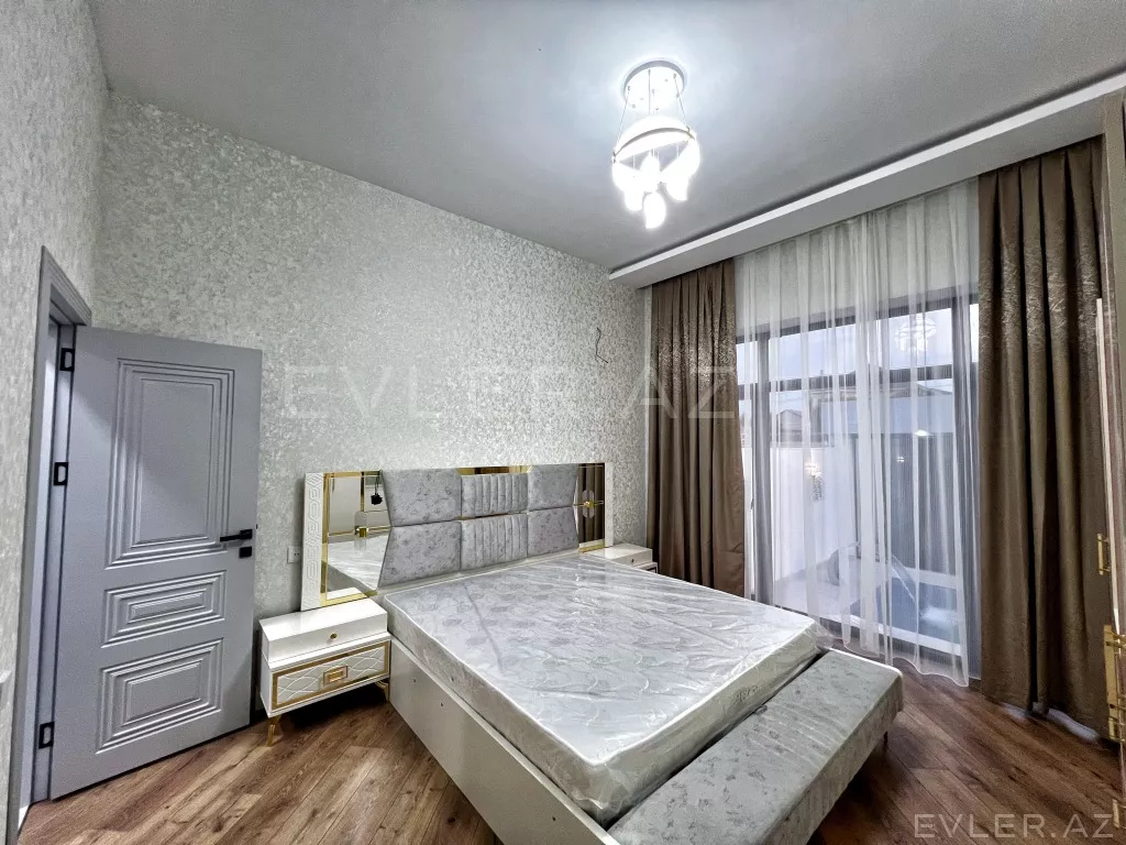 Satılır, həyət evi/villa