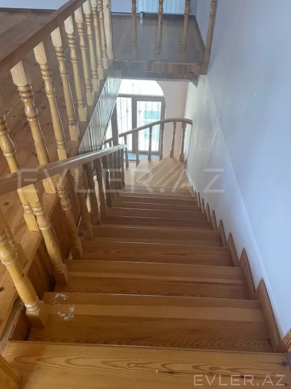 Satılır, həyət evi/villa