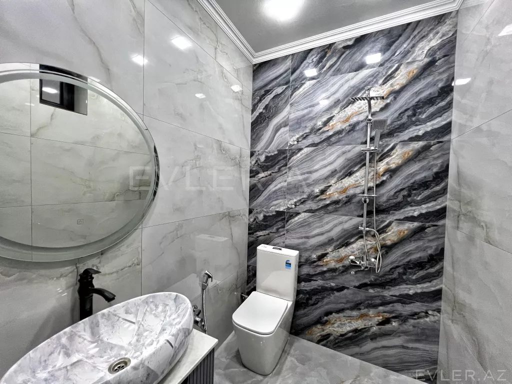 Satılır, həyət evi/villa