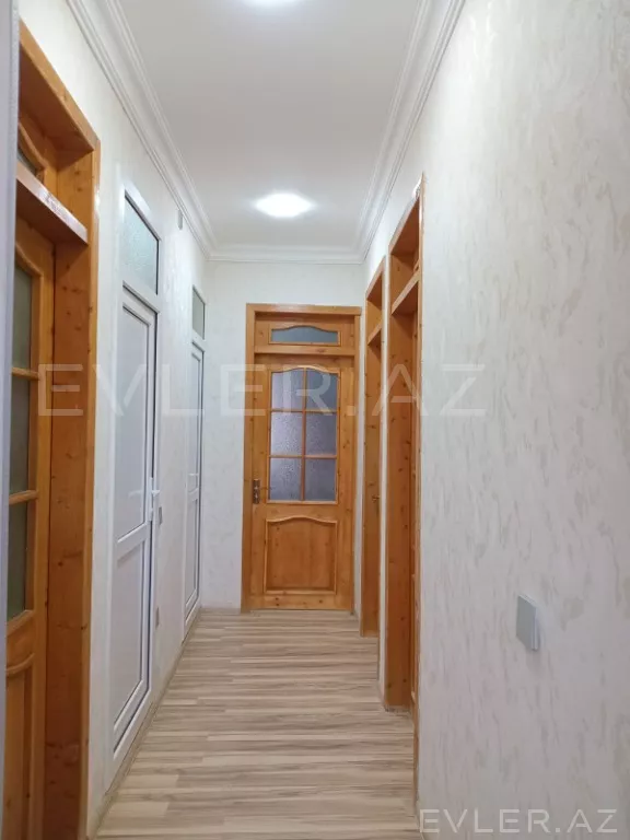Satılır, həyət evi/villa