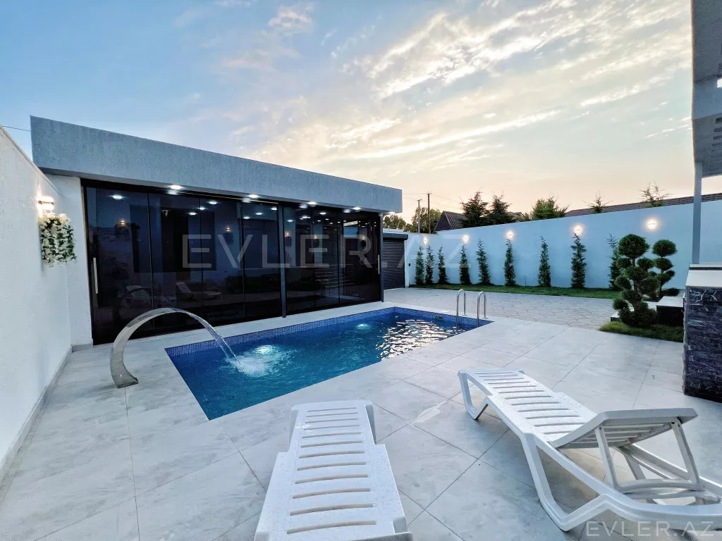 Satılır, həyət evi/villa