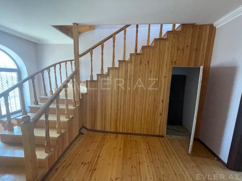 Satılır, həyət evi/villa