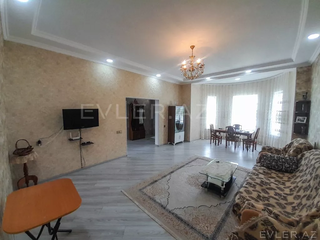 Satılır, həyət evi/villa