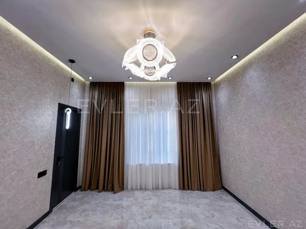 Satılır, həyət evi/villa