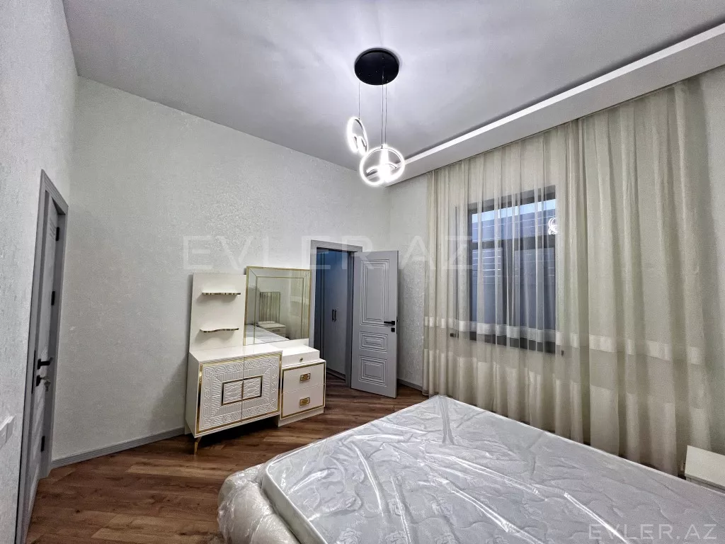 Satılır, həyət evi/villa