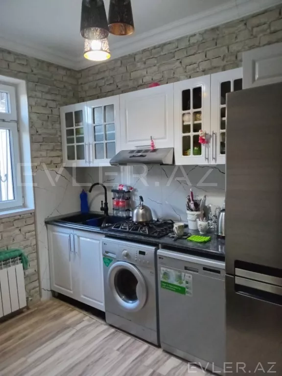 Satılır, həyət evi/villa
