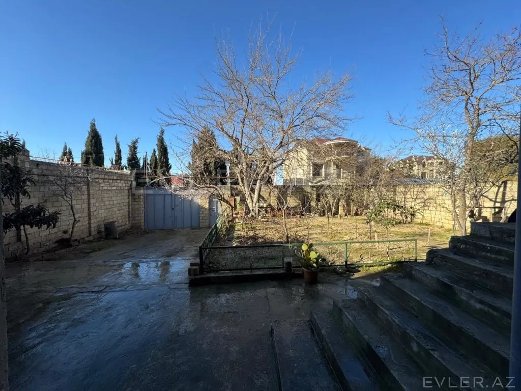 Satılır, həyət evi/villa