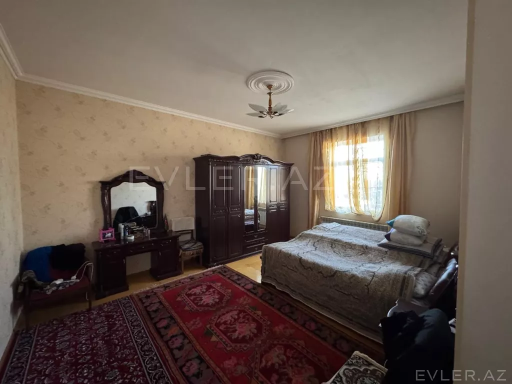 Satılır, həyət evi/villa