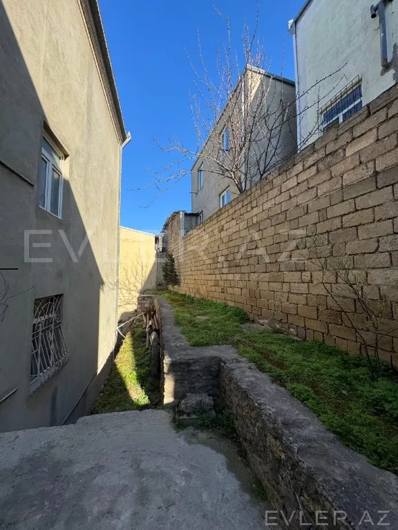 Satılır, həyət evi/villa
