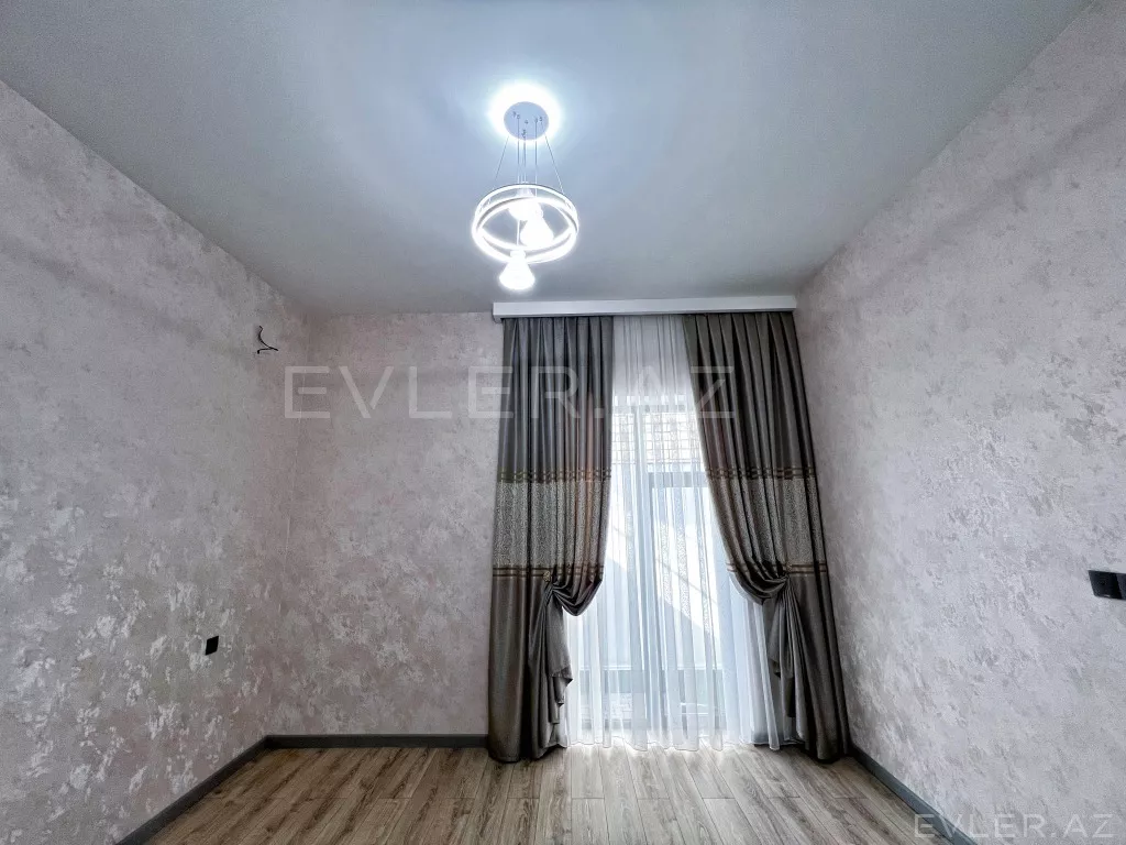 Satılır, həyət evi/villa