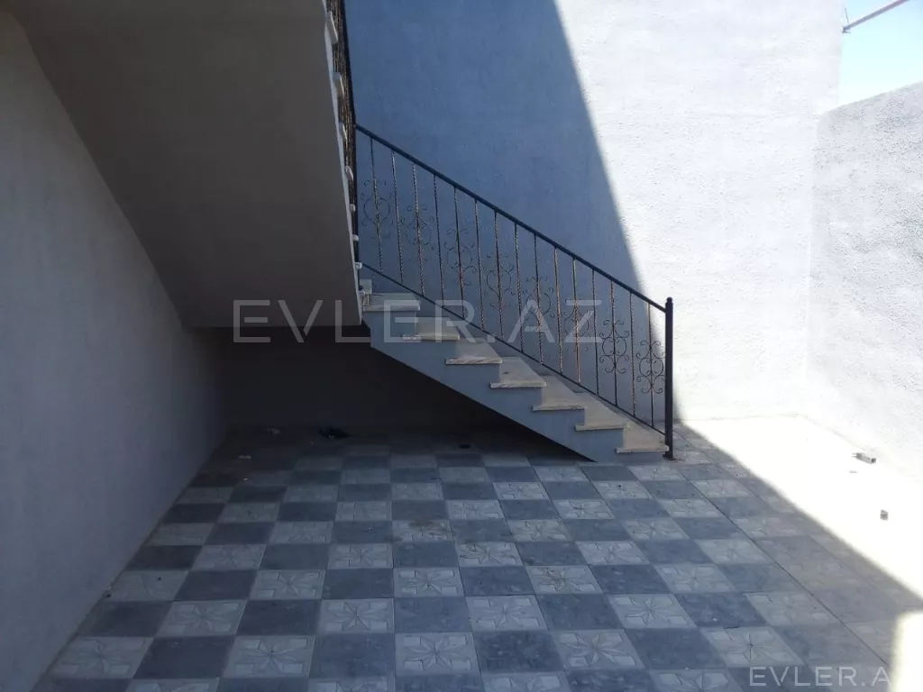 Satılır, həyət evi/villa