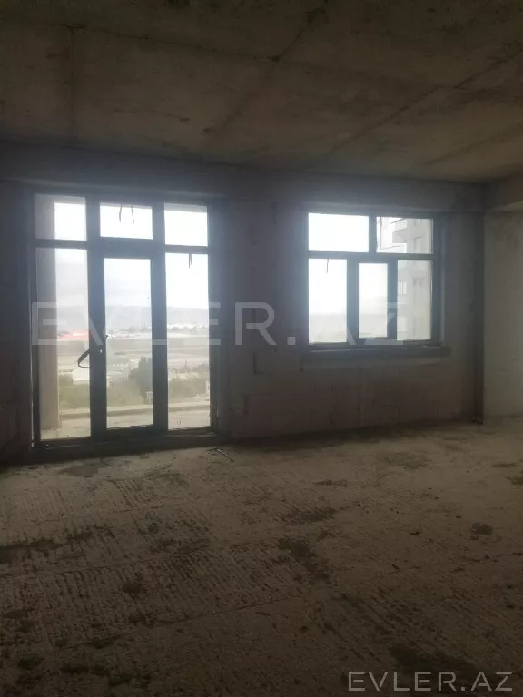 Satılır, yeni tikili