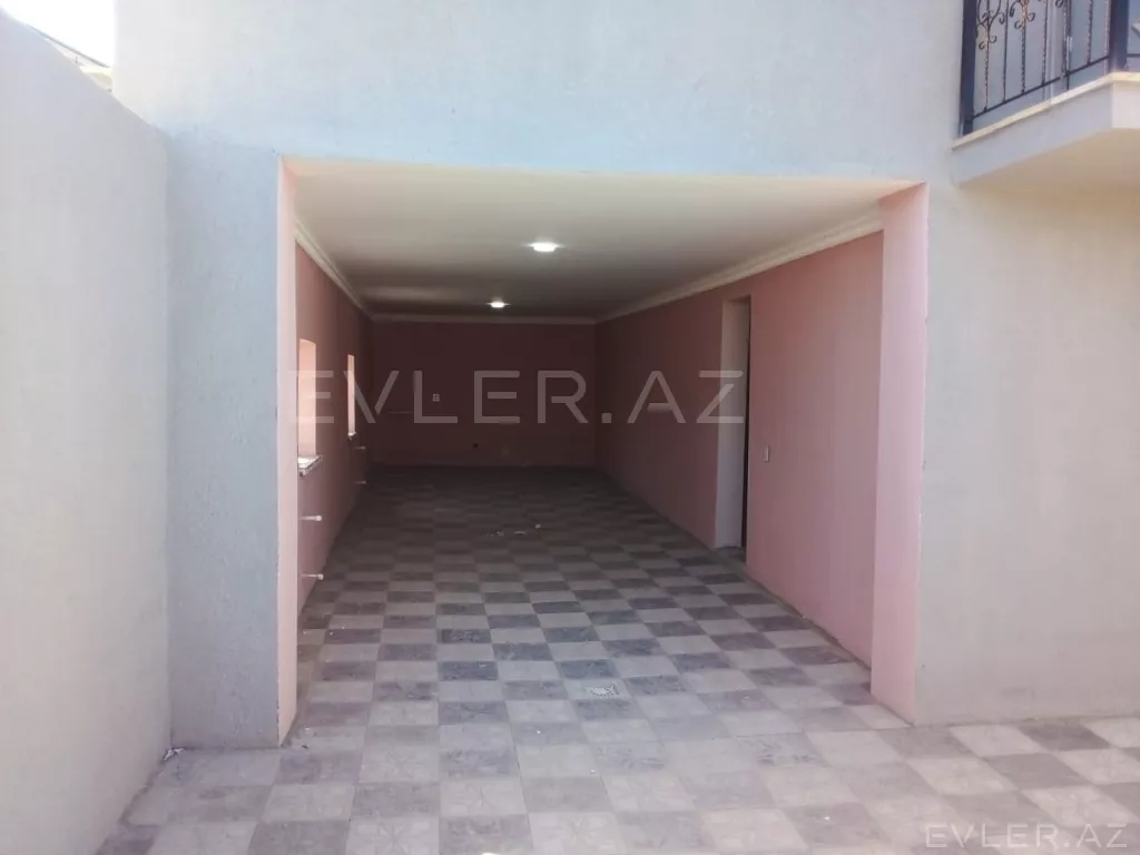Satılır, həyət evi/villa