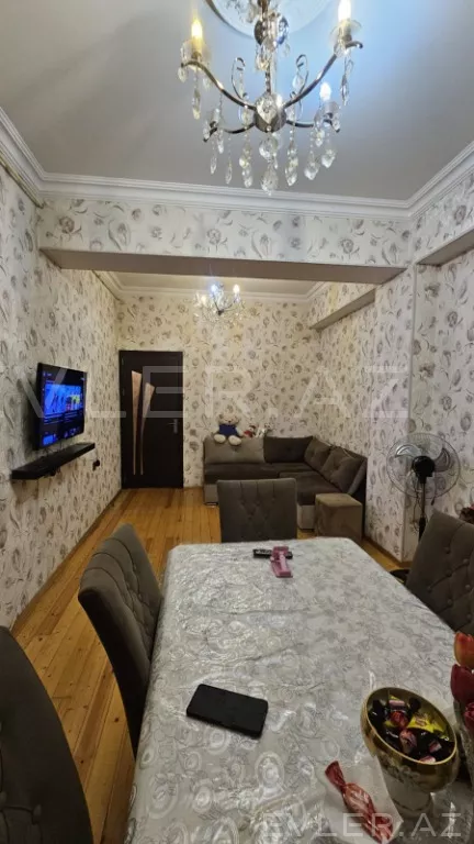 Satılır, yeni tikili
