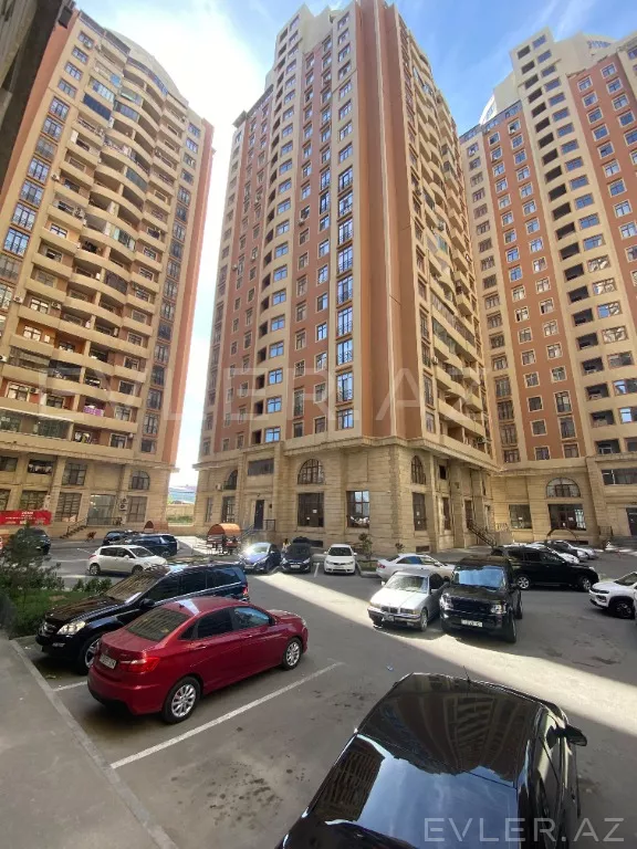 Satılır, yeni tikili