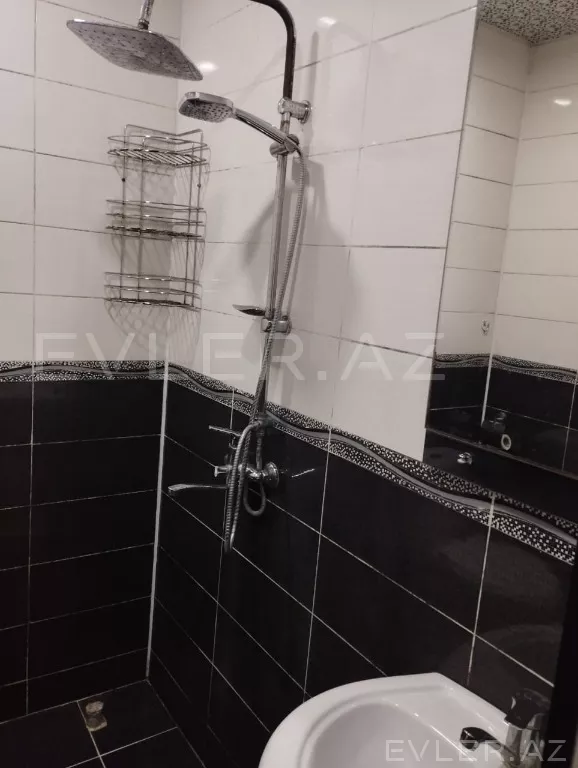 Satılır, həyət evi/villa