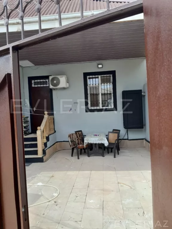 Satılır, həyət evi/villa