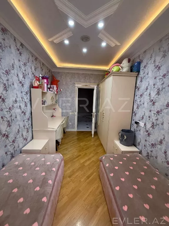 Satılır, yeni tikili