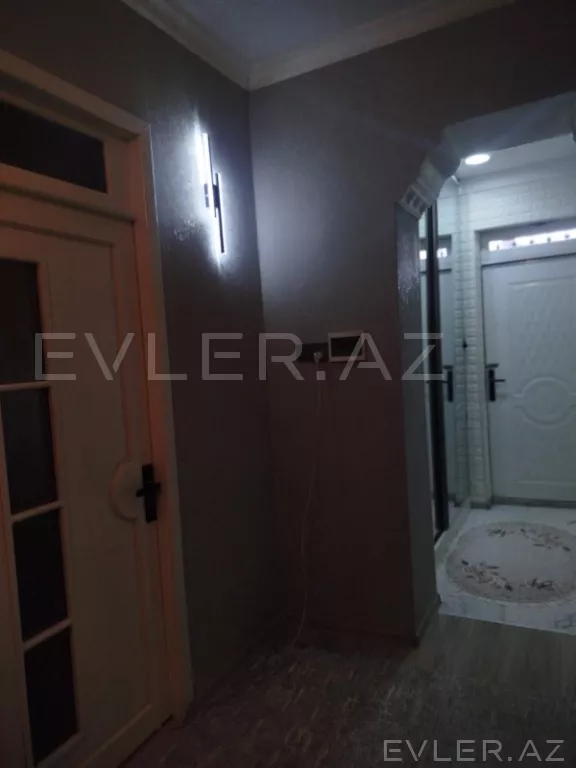 Satılır, həyət evi/villa
