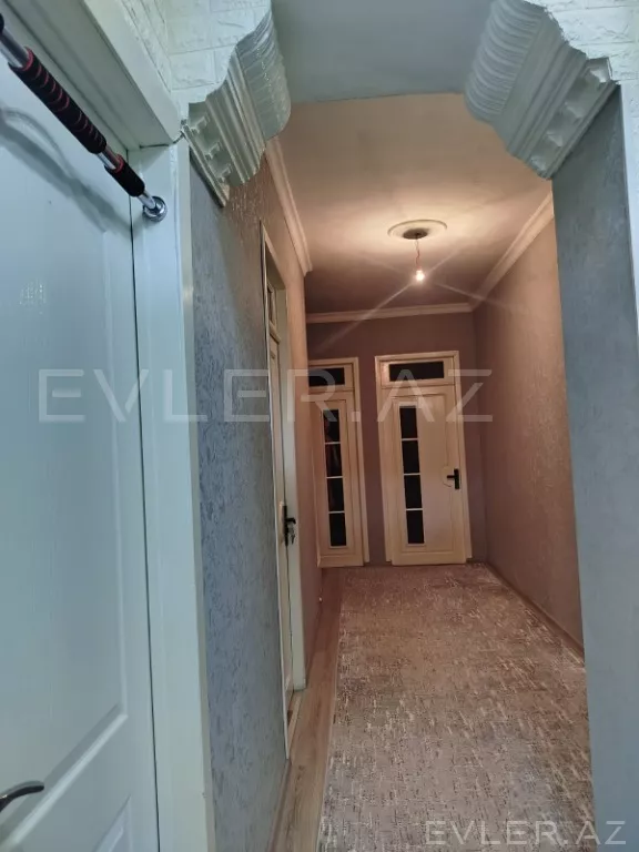 Satılır, həyət evi/villa