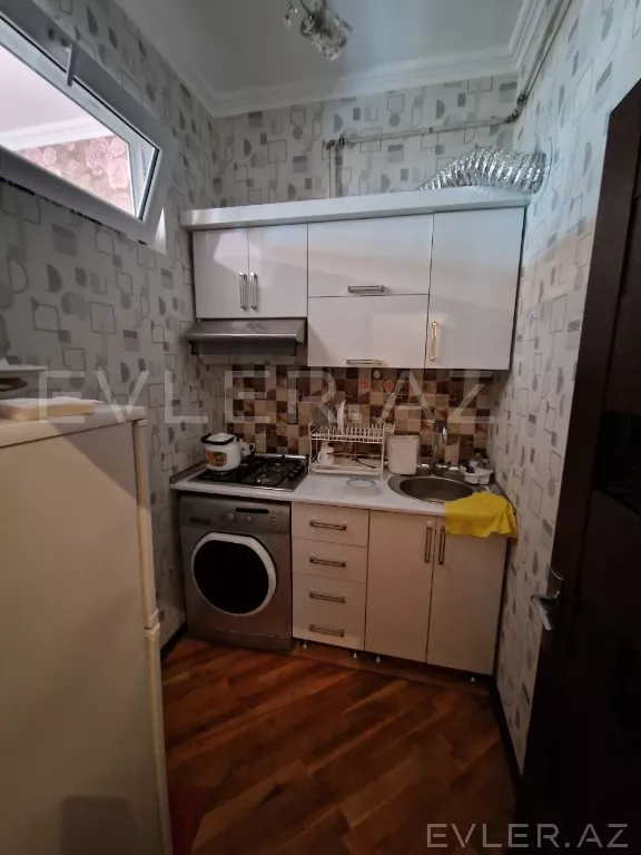 Satılır, yeni tikili