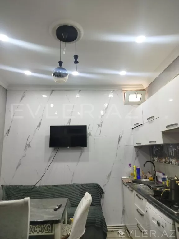 Satılır, həyət evi/villa