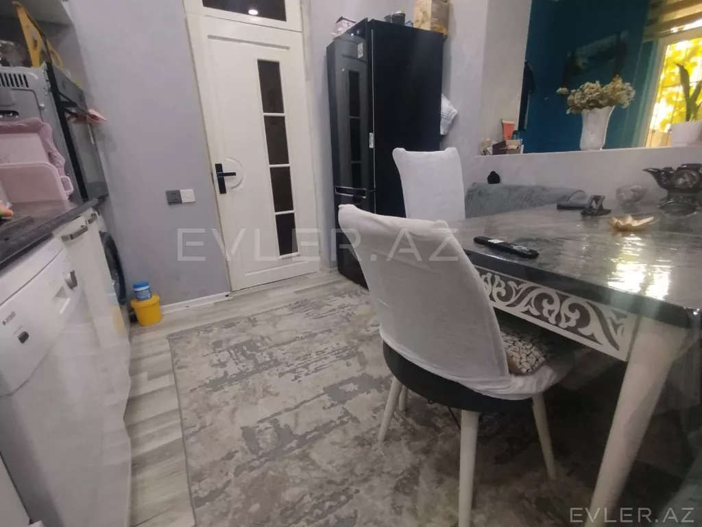 Satılır, həyət evi/villa