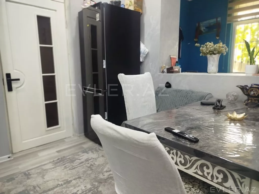 Satılır, həyət evi/villa