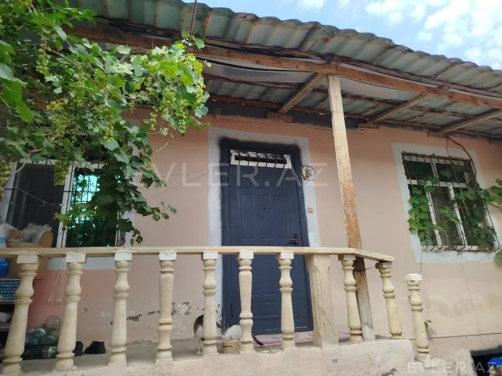 Satılır, həyət evi/villa