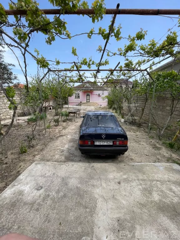 Satılır, həyət evi/villa