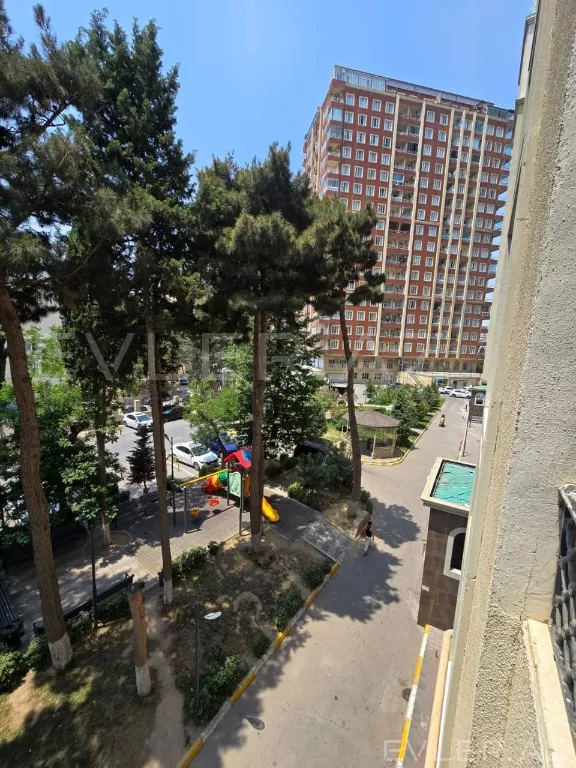 Satılır, yeni tikili