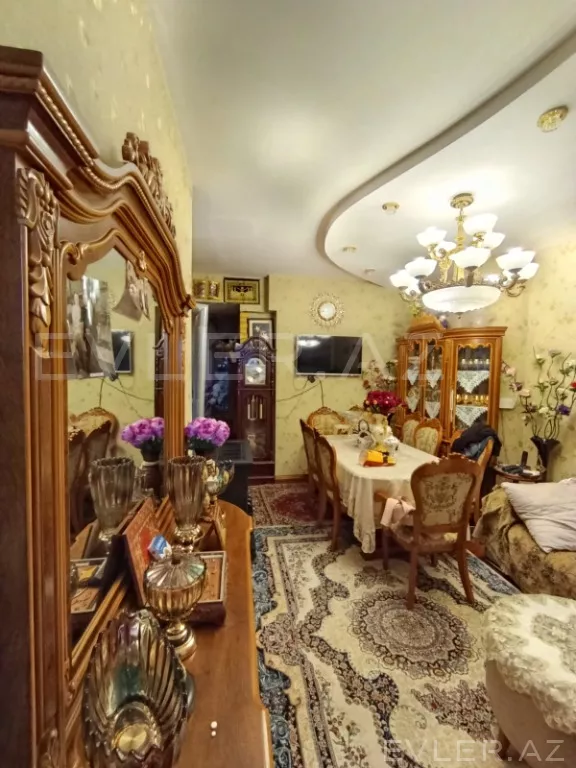Satılır, həyət evi/villa