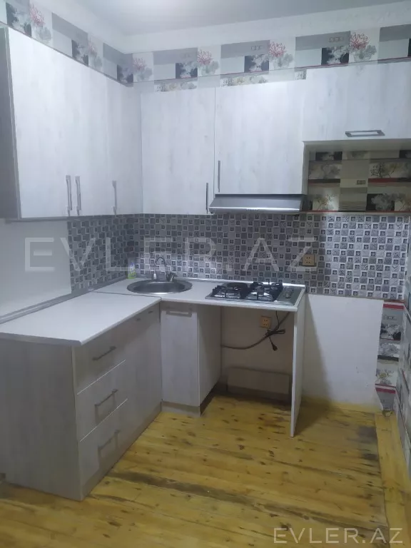 Satılır, həyət evi/villa