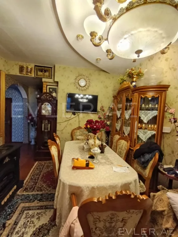Satılır, həyət evi/villa