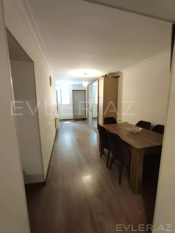 Satılır, həyət evi/villa