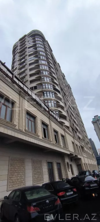 Satılır, yeni tikili