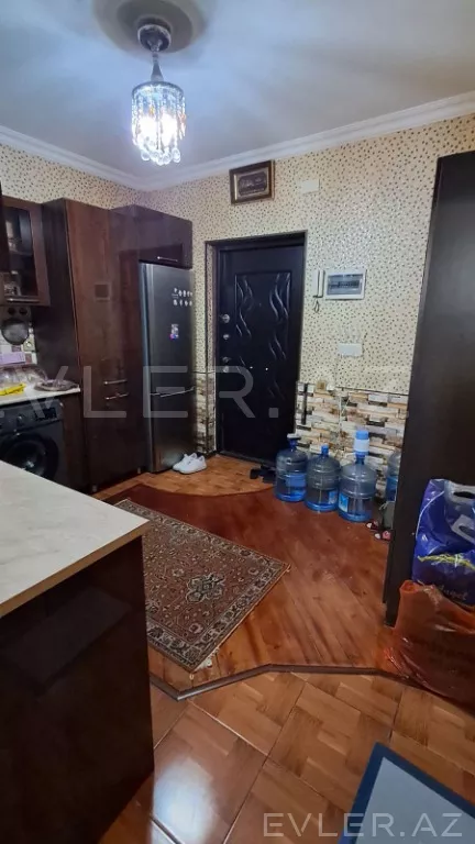 Satılır, yeni tikili