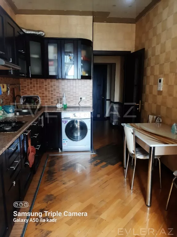 Satılır, yeni tikili