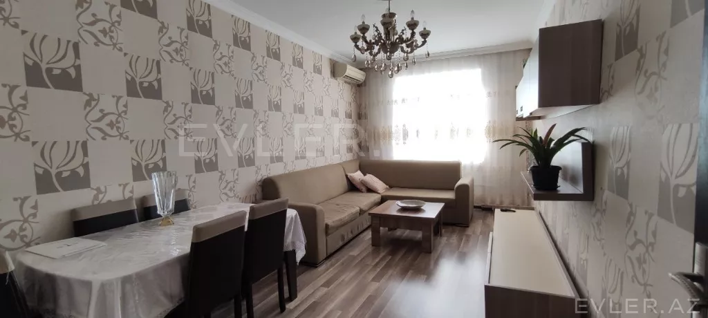 Satılır, köhnə tikili