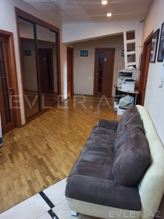 Satılır, yeni tikili