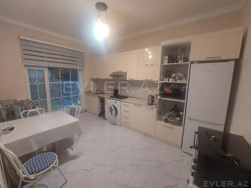 Satılır, həyət evi/villa