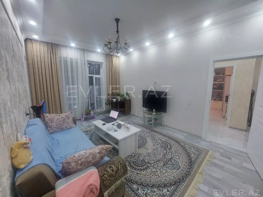 Satılır, həyət evi/villa