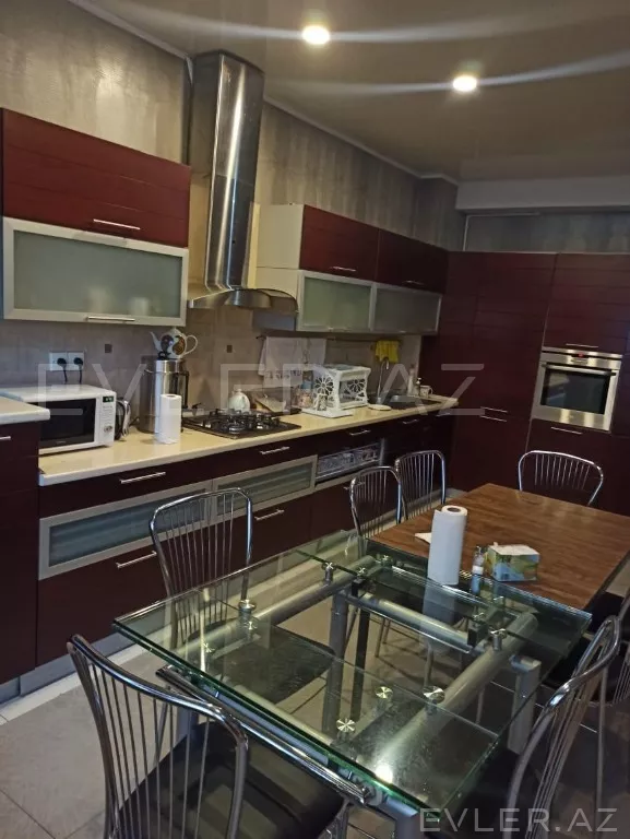 Satılır, yeni tikili