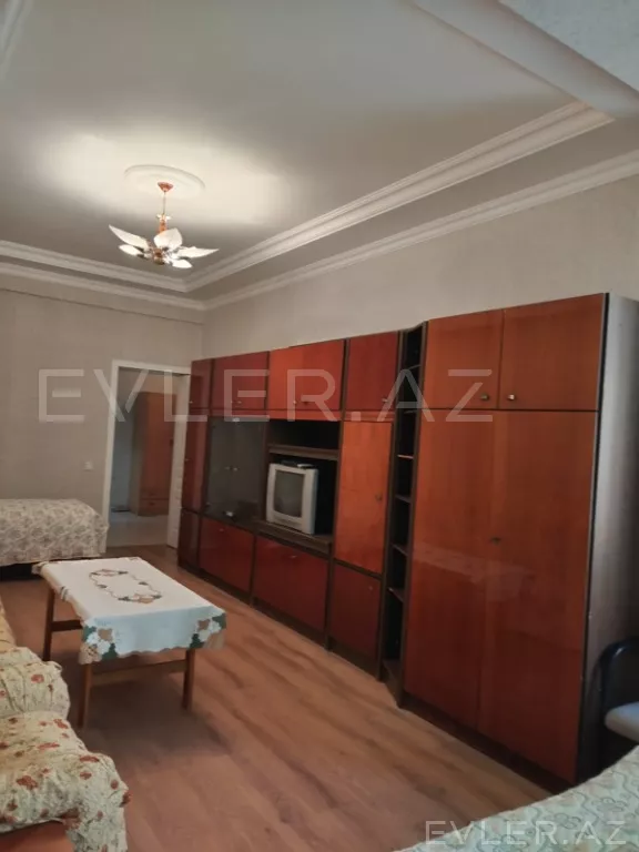 Satılır, yeni tikili