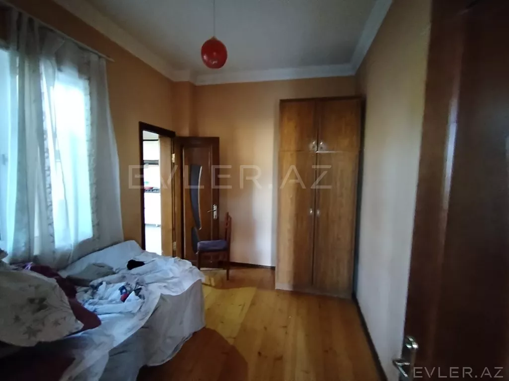 Satılır, həyət evi/villa