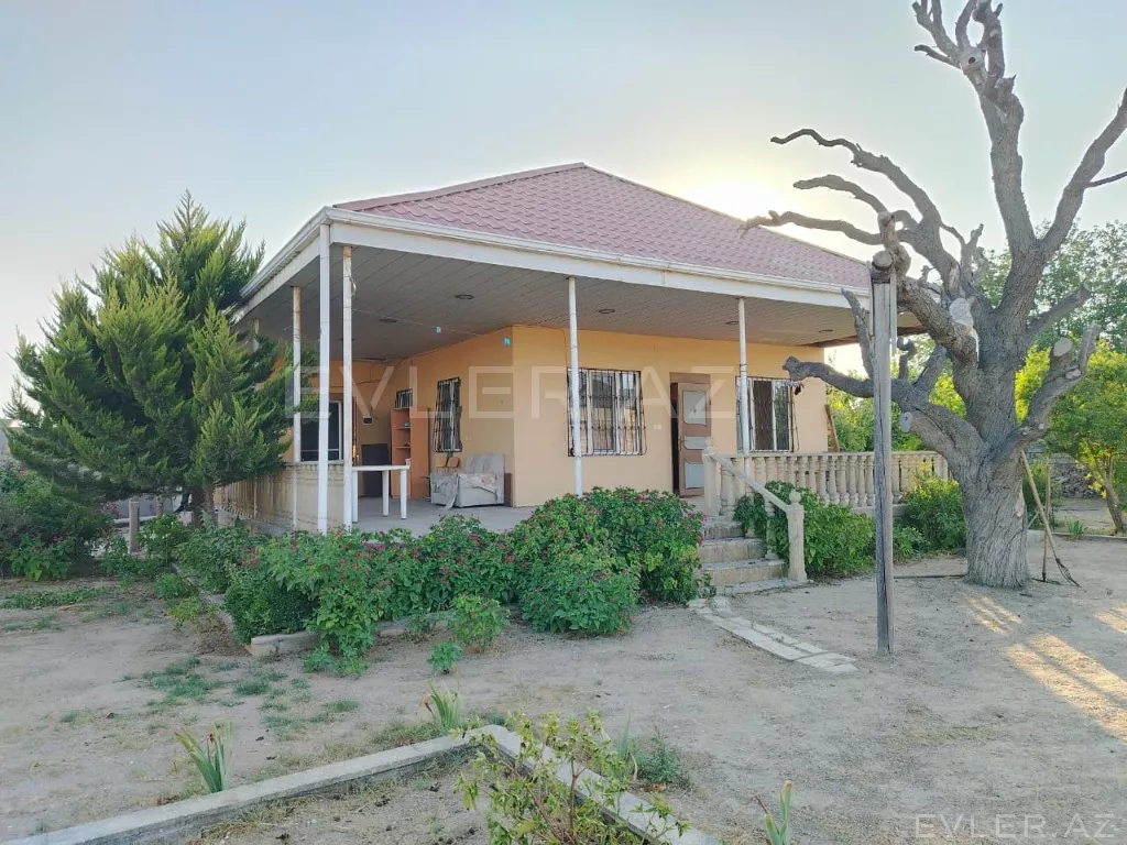 Satılır, həyət evi/villa