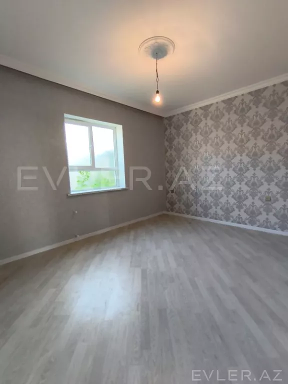 Satılır, həyət evi/villa