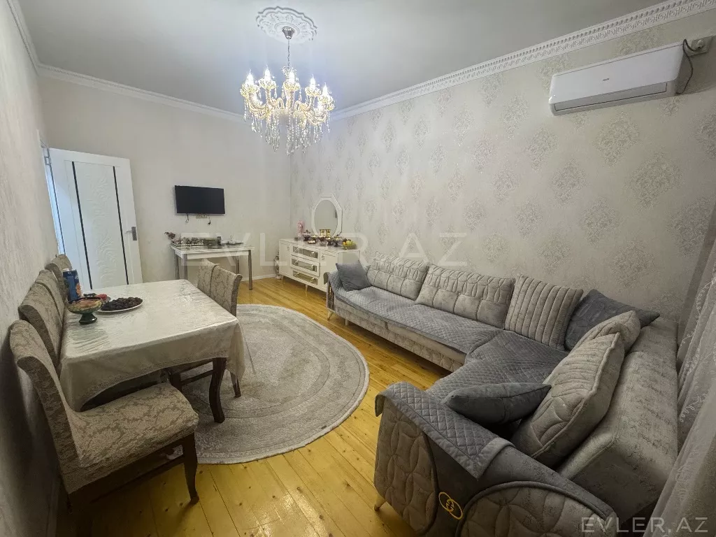 Satılır, həyət evi/villa
