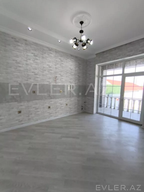 Satılır, həyət evi/villa